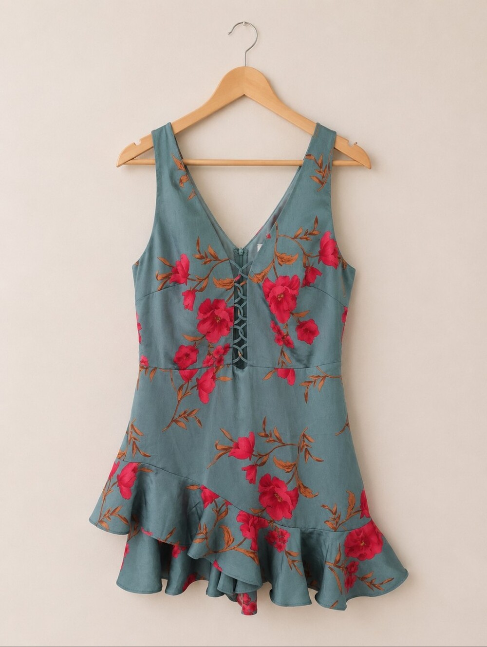 RARE Sold Out Selfie Leslie Wishful Thinking Romper Women’s Large Sage Floral